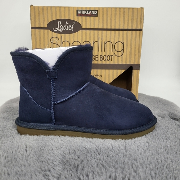 New Kirkland Signature Ladies' Shearling Scalloped Boot Size 10 - Picture 4 of 7